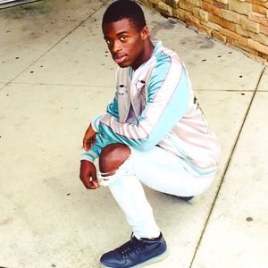 Meet your Posher, Gerald